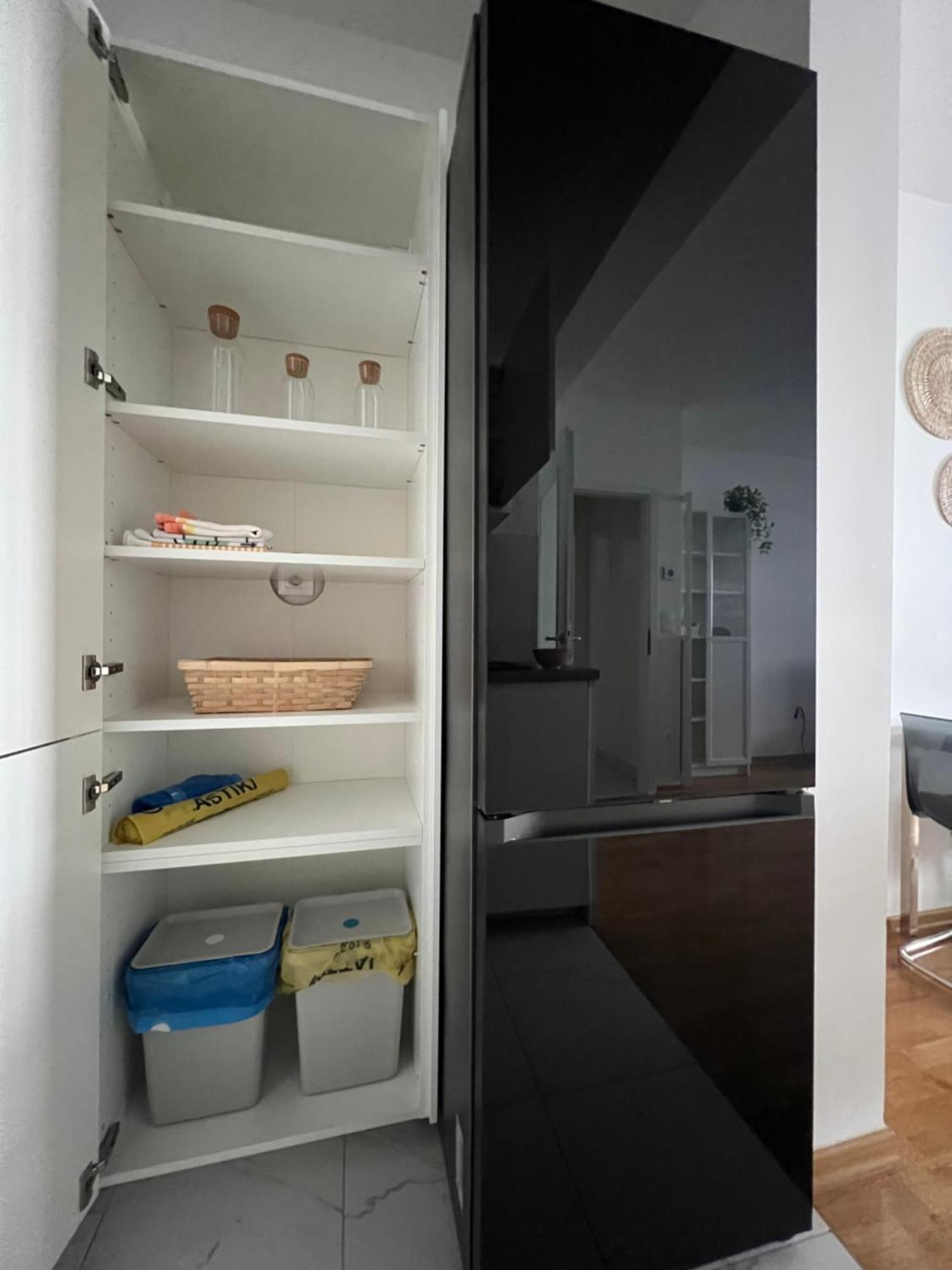 Appartamento Lux Hill Skyline - Free Private Parking Zagabria