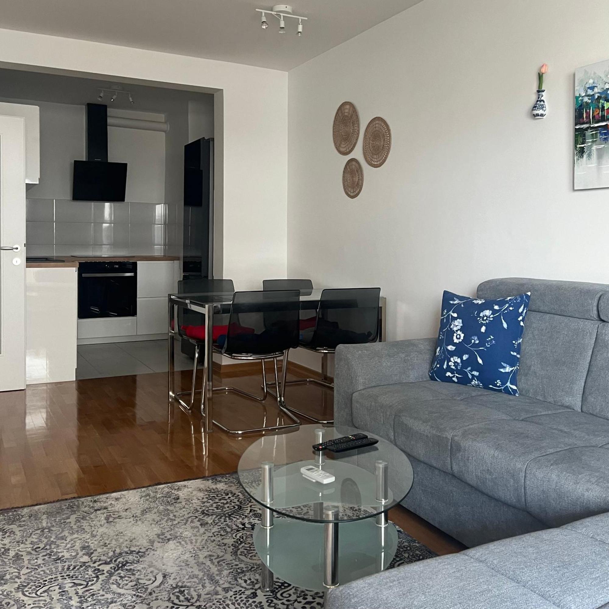 Lux Hill Skyline - Free Private Parking Appartamento *