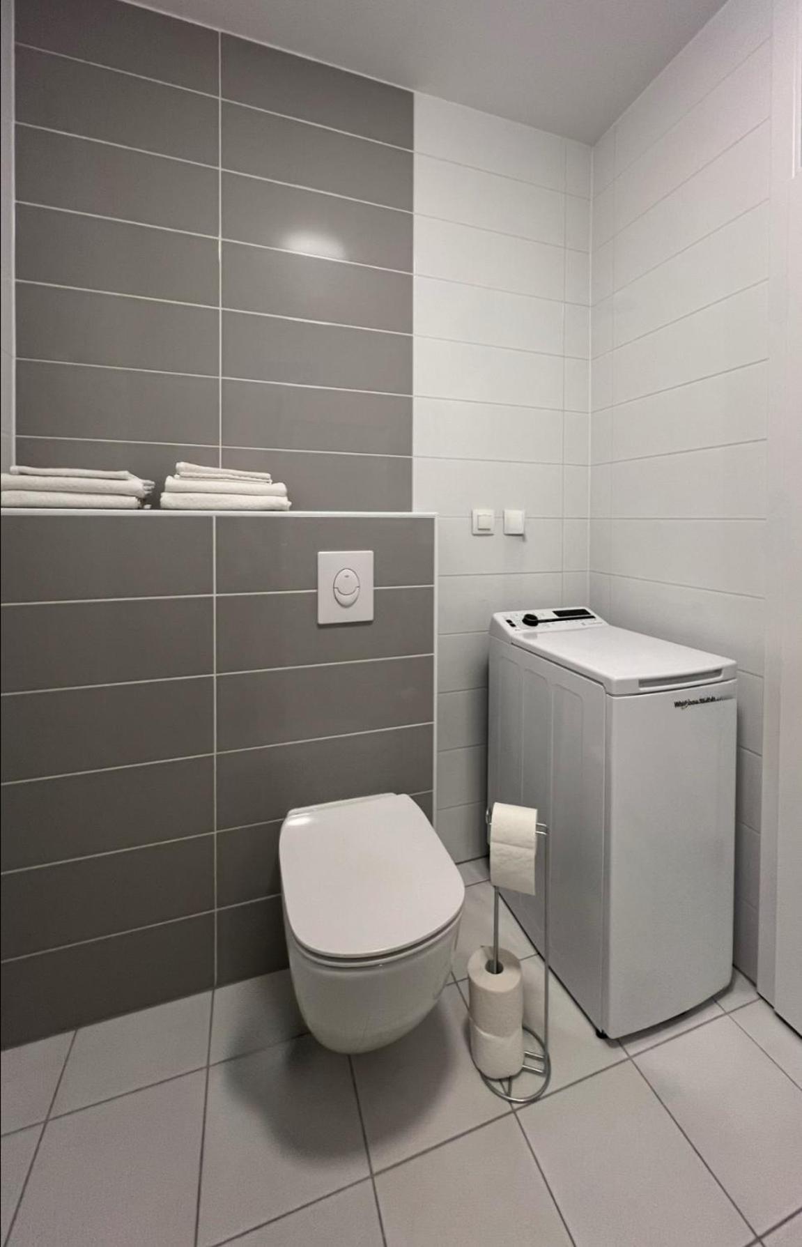 Appartamento Lux Hill Skyline - Free Private Parking Zagabria